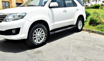Toyota Fortuner 2014 V6 White 4WD GCC- Accident free Mint Condition #0521293134 full