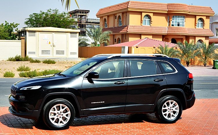 JEEP CHEROKEE 2014 BLACK GCC ACCident free Low Milage – Call @ 052 1293134 full