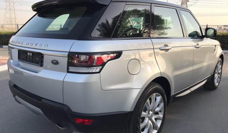 RANGE ROVER SPORT HSE 2013_V6 CYLINDERS_68,000KM_PRICE IS AED240,000… UNDER WARRANTY full