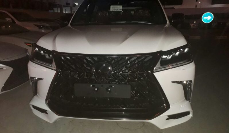 Lexus LX 570 Sport 2018 0km GCC full