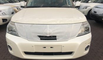 Nissan Patrol LE Platinum V8,3 Years Local dealer Warranty, 1 st service free , GCC Specs full