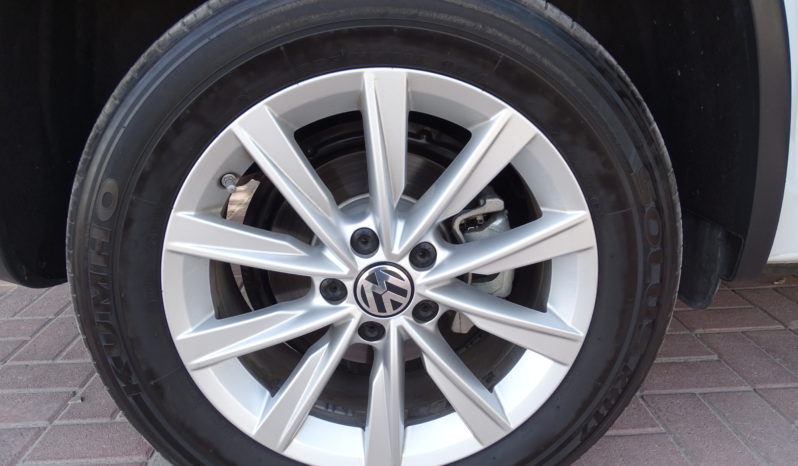 Volkswagen Tiguan2.0 TSI SE 4-Motions 2015 Model GCC Spec FSH full