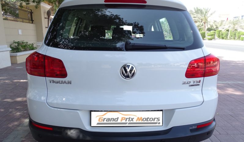 Volkswagen Tiguan2.0 TSI SE 4-Motions 2015 Model GCC Spec FSH full