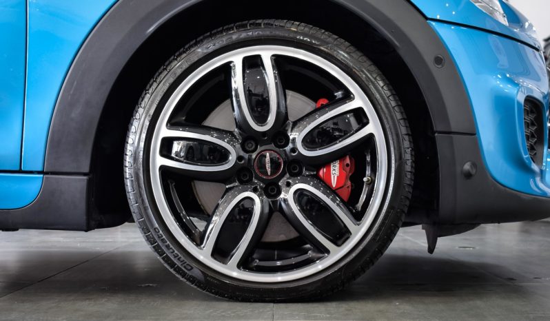 2018 Mini John Cooper Works / GCC Specs / 5 Years Service Contract And Warranty full