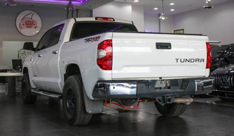 2016 Toyota Tundra SR5 – 4*4 / 5.7L – V8 full