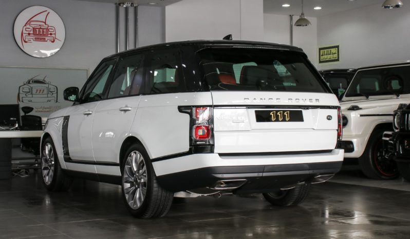 2018 Range Rover Vogue SE Supercharged / GCC Specs / 5 Years Warranty / 3 Years Service Contract full